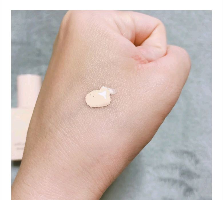 「底妆」韩国女生皮肤好？那是她们底妆用的好，这些底妆让你拥有无暇奶油肌