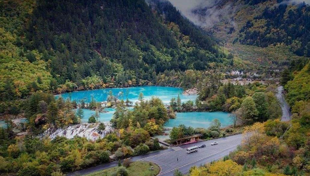 九寨沟@九寨沟“补妆归来”,五一假期游客数达上限,游客:颜值重回巅峰