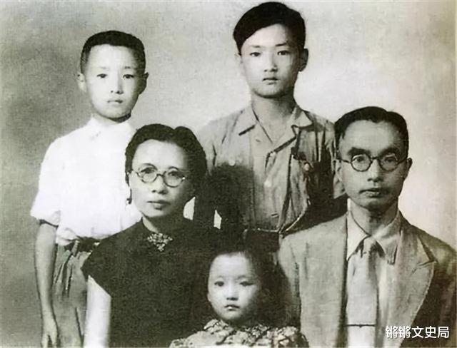 锵锵文史局|朱自清妻子13年生6个娃，却被公公刁难不许笑，31岁过劳而亡