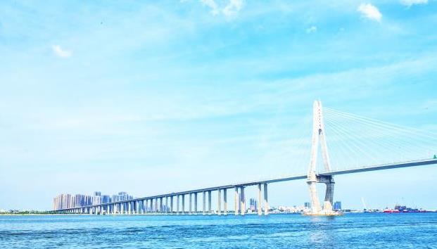 丹霞地貌|物价“最低的”沿海城市,景色美过东方夏威夷,30块钱海鲜吃到饱