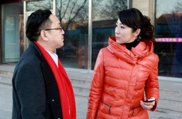 「春晚」?国家一级演员,曾6次登春晚,二婚娶小11岁丫蛋,48岁老来得女