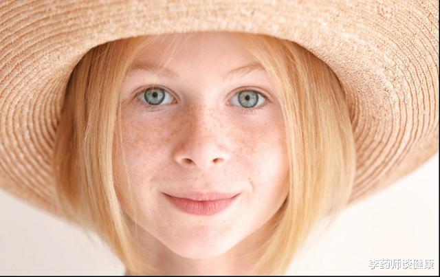 肝脏|肝受损，脸上会出现这四个症状，占一个，也要及时去医院检查