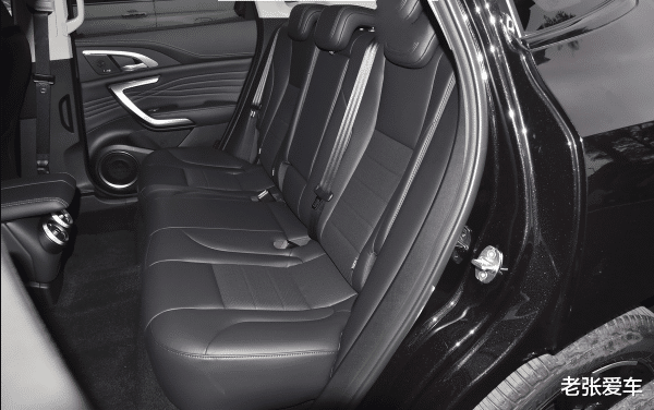 轿跑|年轻人第一辆轿跑，带V8声浪，50万配置低至19万，档次不输宝马X6