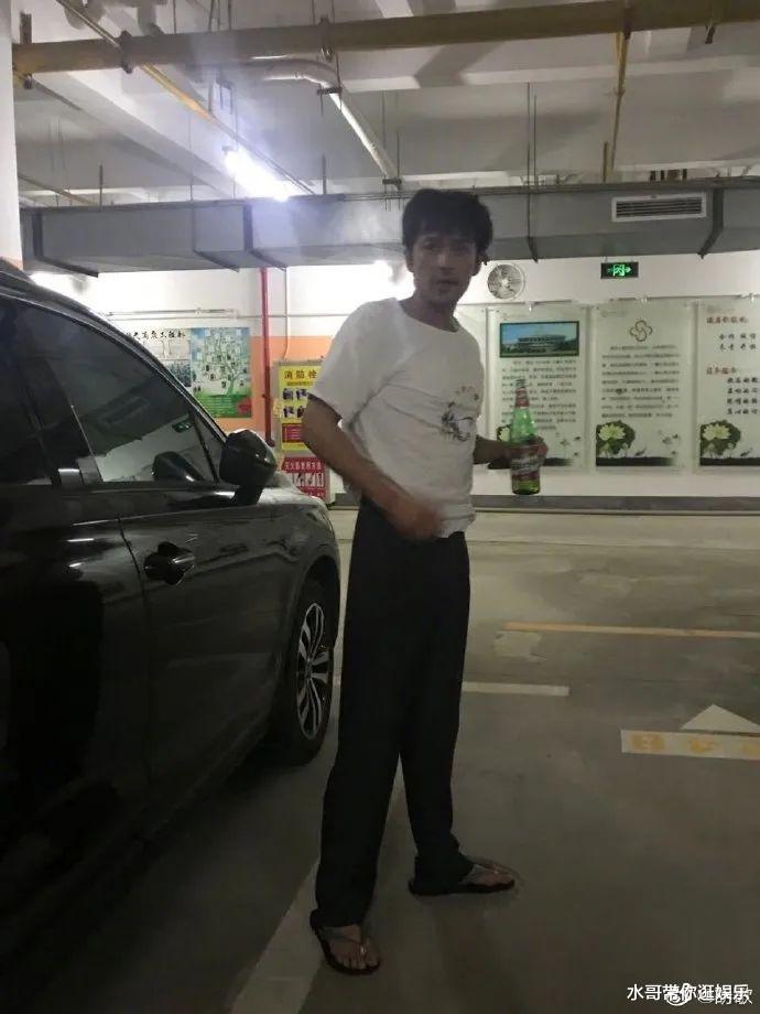霍建华|胡歌霍建华双双变“油腻大叔”，一个糊穿地心一个转型成功，哥俩现状对比惨烈