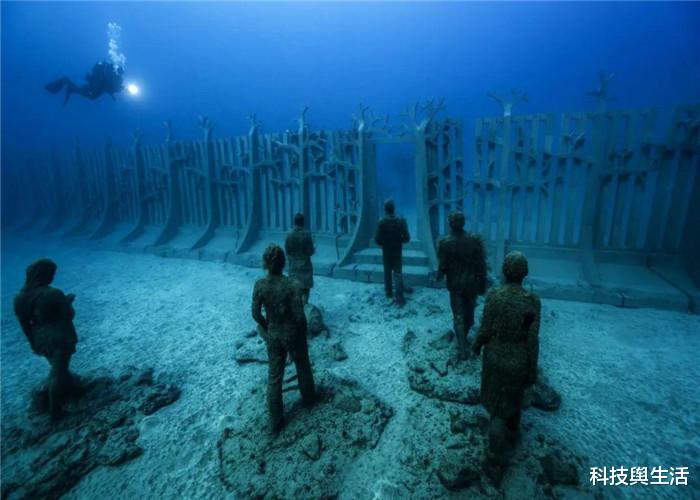 ▲海底水族人被发现，它是怎样形成的？多亏10年前的机遇！