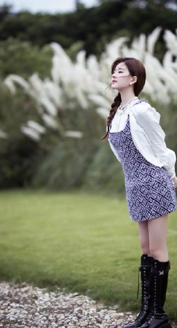 赵露思|被质疑120斤？赵露思发出体重照片打脸，看到全身照我又酸了！