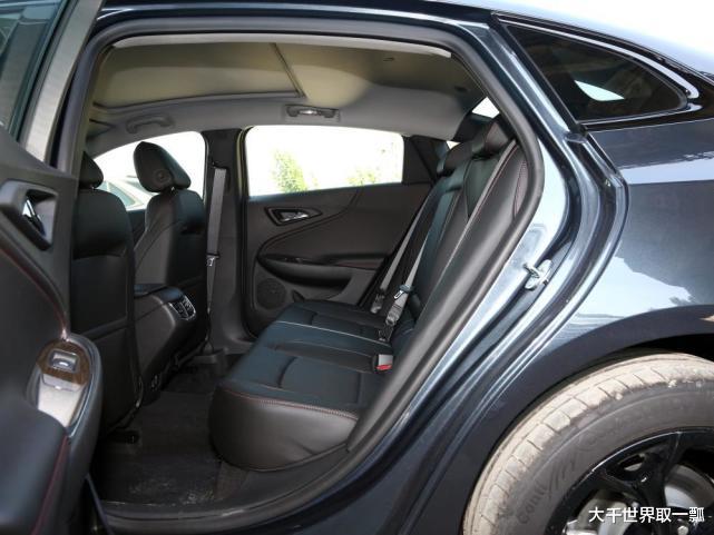 思域|又一B级车良心了，从15.49万跌至10.6万，还买啥思域？