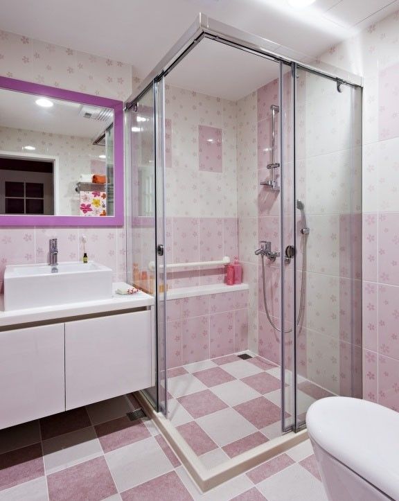 ：不到4平方的小户型卫生间，该如何设计？颜色搭配很重要