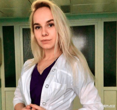 『俄罗斯』俄罗斯女护士穿“透明装”后续：当事人：我没想到防护服那么透！