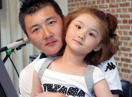 中小学|被后妈“洗脑”,弃学业学女红,仅有初中学历的买宝瑶何去何从?