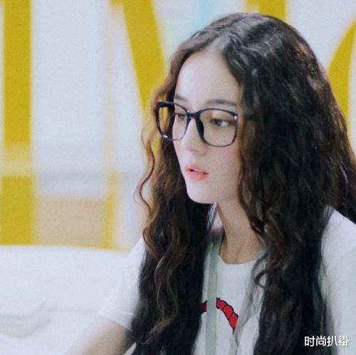 发型 女生这3种发型留久了，发量会越来越“少”，尤其是最后1种