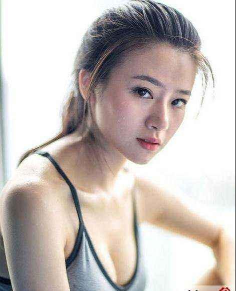 |NBA主播小姨妈，颜值惊艳，身材凹凸有型，嫁给巨丑土豪老公！