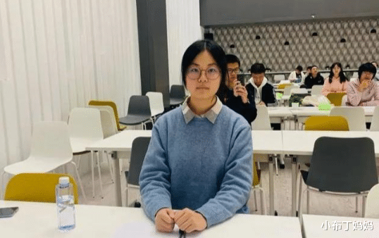 [姚期智]17岁少女遭“清北”争抢，终入“姚班”，由姚期智院士亲授课