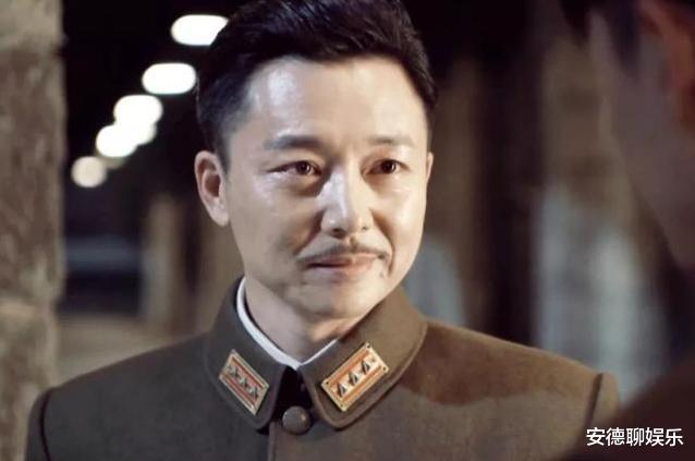 【刘奕君】演技不输张嘉译，得罪大咖被踢出剧组十年无戏可拍，现被儿子带火