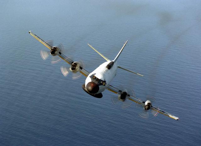 「南海」挑衅严重升级！多架美国军机闯入南海，逼近香港空域意欲何为？