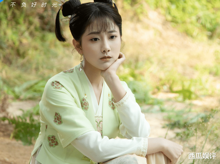李艺彤|又一古装新剧低调走红，7天网播悄悄破3亿，观众熬夜刷剧要上头！