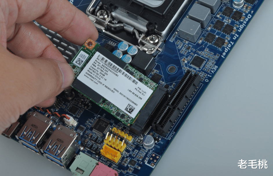 |电脑装固态硬盘,该“常规操作”必须停止,否则是“自取灭亡”!