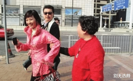 李小璐|在香港大街上，偶遇明星是家常便饭，你能还能认出他们来吗？