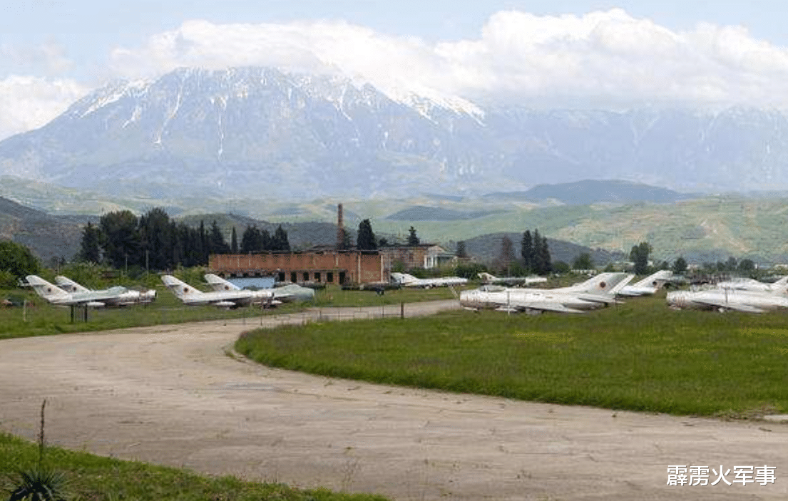 阿尔巴尼亚■比土耳其还可恶的国家，白拿中国167架战机，随后无情倒手西方
