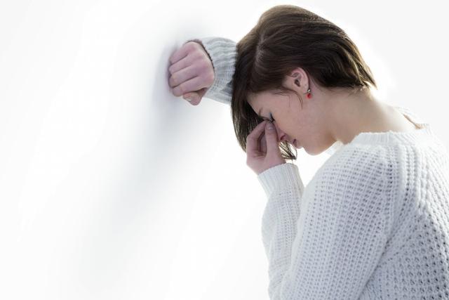 [肝癌]手上出现4种异常，多半肝癌已上身，有三个习惯的人，更要注意