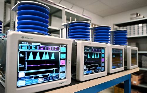 「中国制造」全球呼吸机紧缺缺：中国制造呼吸机供应全球