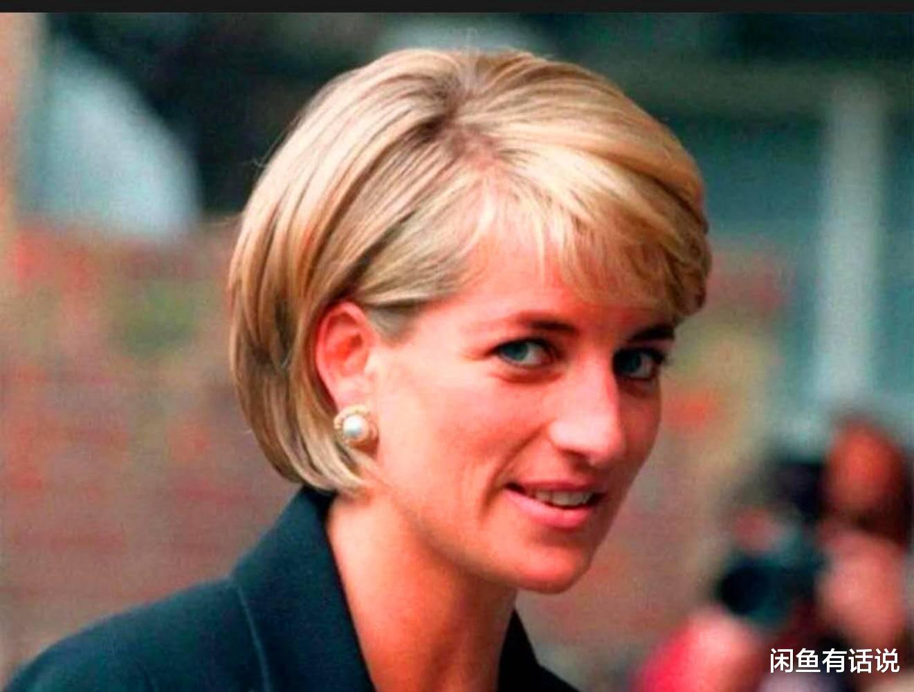 【短发】“括号短发”突然火了！明星都在跟风，原来戴安娜30年前早就留过