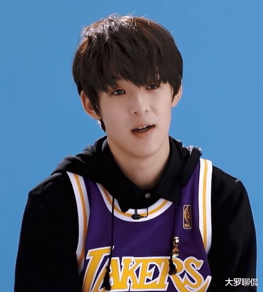 李希侃|《少年》新排名，主题曲c位左林杰跌到第七，李希侃第一，左叶有点可惜