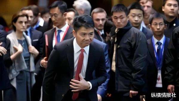 刘强东@这个世界变化如此之快,还没来得及“谢幕”,刘强东就已转身离开