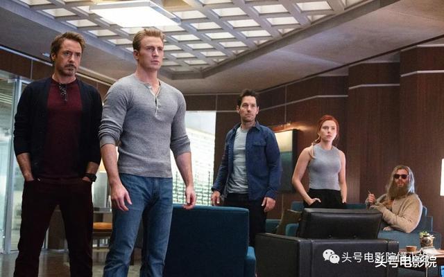 #首映#9分！激动！《复联4》首映一周年，美队新剧开播，隔空呼应钢铁侠