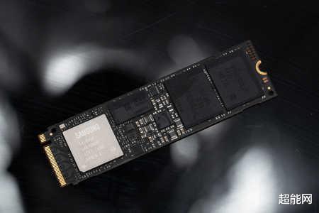 「ssd」千元SSD选购小评比，经典型号老当益壮还是新品才是最香？