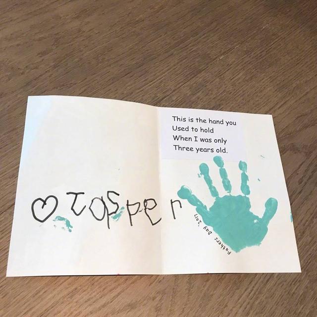 『jasper』应采儿晒儿子作业，Jasper造句自称每天浪费钱，粉丝大赞有觉悟