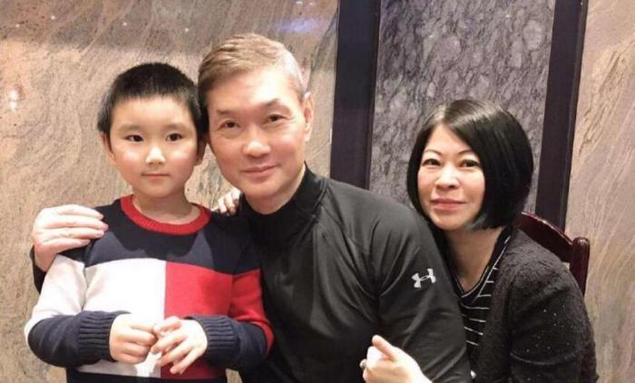 洪金宝|当年洪金宝集结20位打星，冒险拍了这部片，还差点炸死钱嘉乐