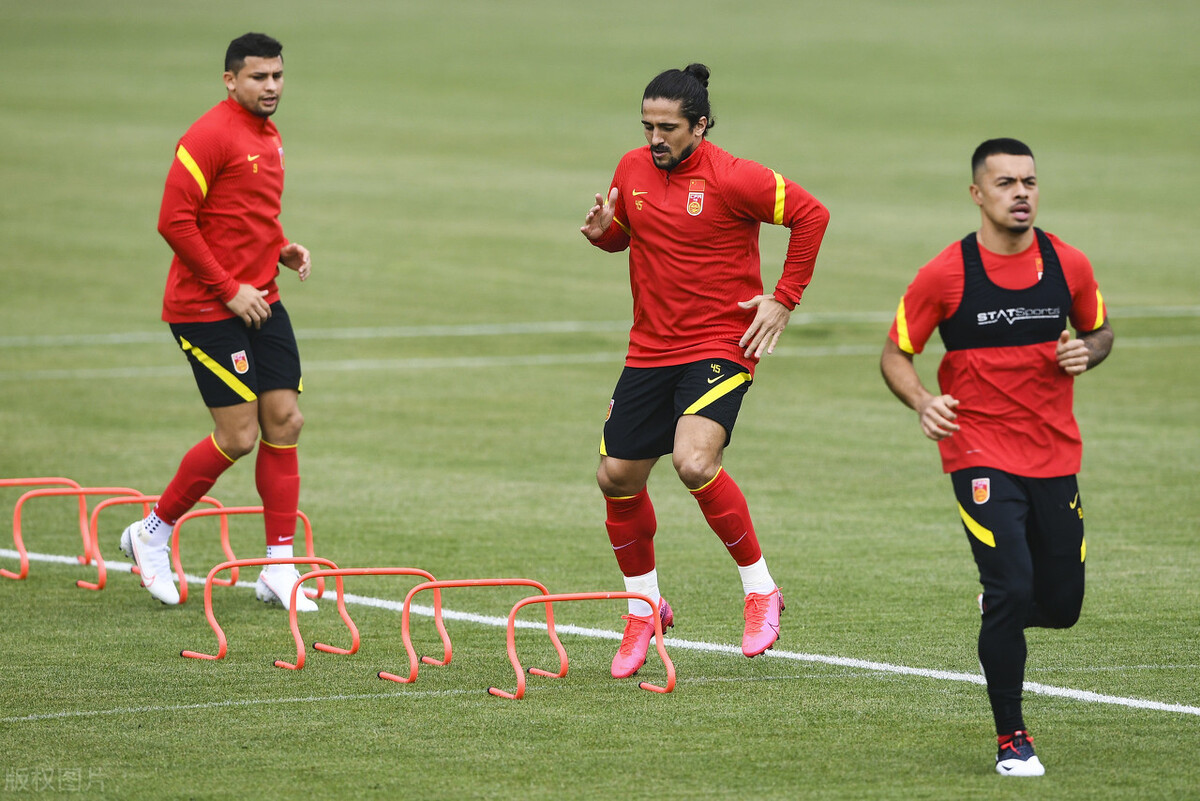 洛国富|再见洛国富！粤媒曝出足协重料，鲁能功臣或从此告别国足！