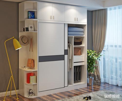 |家里衣柜万万不要装这种门了，寿命短还不中用，后悔我家察觉晚了