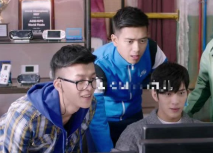 朱一龙|《微微一笑》竟然藏着这么多男神？认出了白宇，却没认出现男友