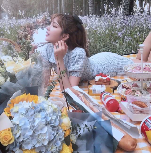 『周扬青』路人三亚酒店拍到周扬青零修图，曝光她与罗志祥分手后最真实状态