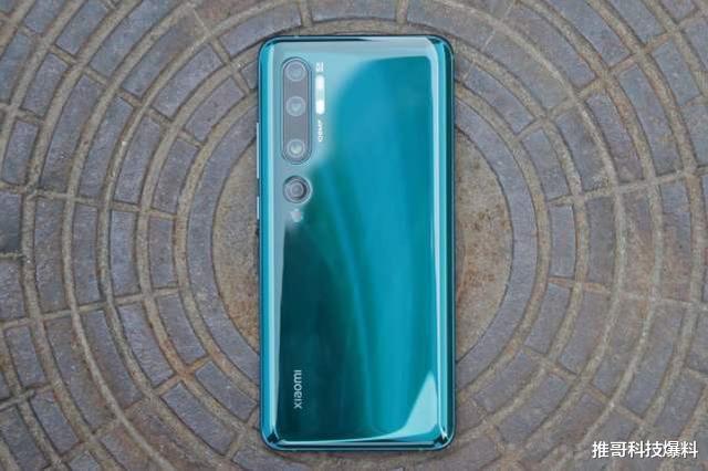 「华为」华为Mate30 Pro动手了，再次成为小米10劲敌！