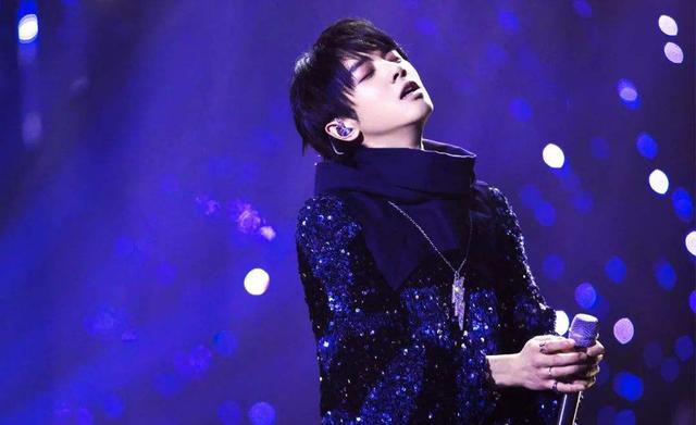 华晨宇|男歌手网络影响力排行榜，华晨宇第八，周震南第三，榜首让人意外