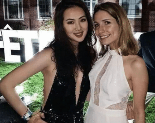 任正非|华为总裁任正非21岁“千金”,才貌双全的她不仅有个豪门老爸!