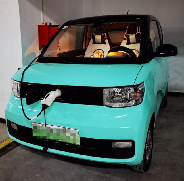 五菱宏光|4万多可提顶配，自己就能改装，这车出自大厂，很适合代步