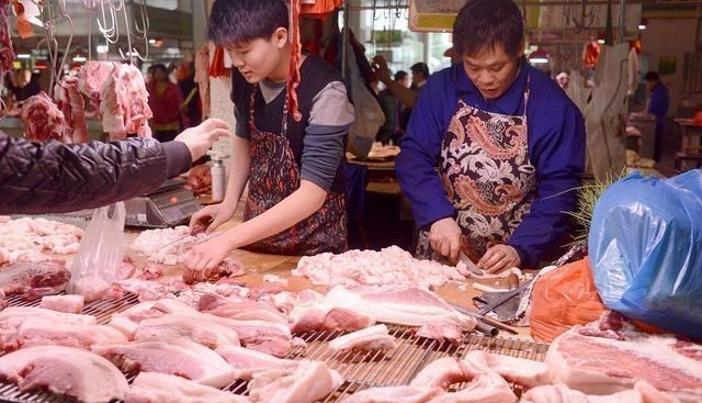 |生猪价格“7连跌”！别让这只蒙黑手，蒙蔽了你的双眼！