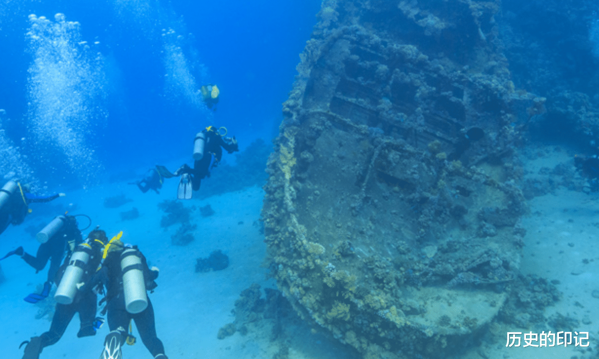 巨宝▲中国渔民立大功！打捞出5000亿“巨宝”，中方拒绝将其归还