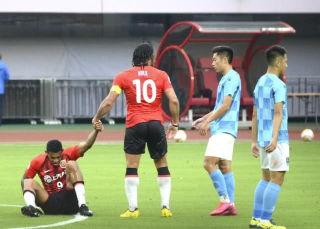 『上海上港』怪事,南通支云输给江苏苏宁后发官宣,而赢了上海上港却不官宣!