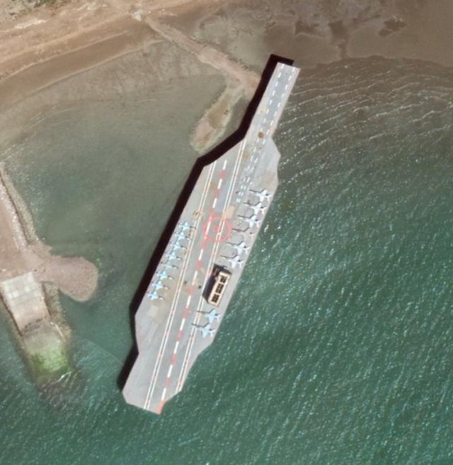 [伊朗]美航母闯入海峡入口？沿岸导弹待命发射，白宫：一旦开火后果严重