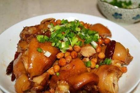 猪蹄■天气越来越热没有胃口，试试这10道美味爽口家常菜，解馋又下饭