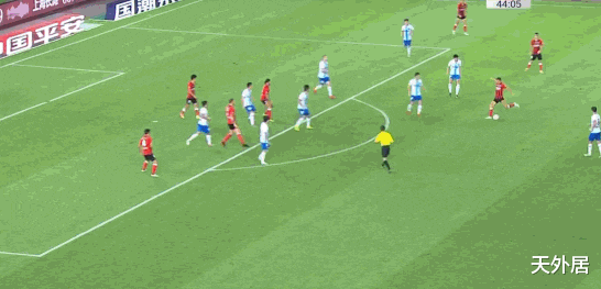 中超|中超唯一不败队4-1吊打唯一不胜队！是同一个联赛吗？8轮差19分