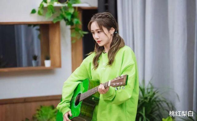 李准|知名女星捧高踩低败光路人缘,果然,出来混迟早都是要还的!