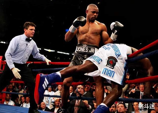 迈克·泰森|泰森玩命训练，每天2000仰卧起坐500俯卧撑？