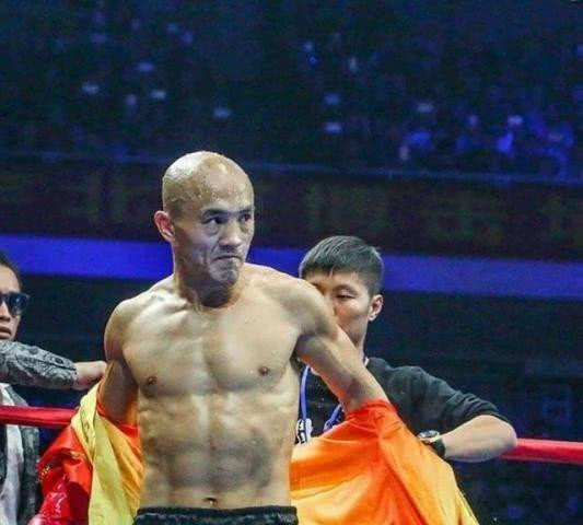 李景亮▲李景亮的出场费有多少？和一龙相比是什么水平呢？