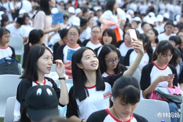 姐姐|大学里这些专业市场已饱和，毕业后工作难找薪资低，考生要早知道